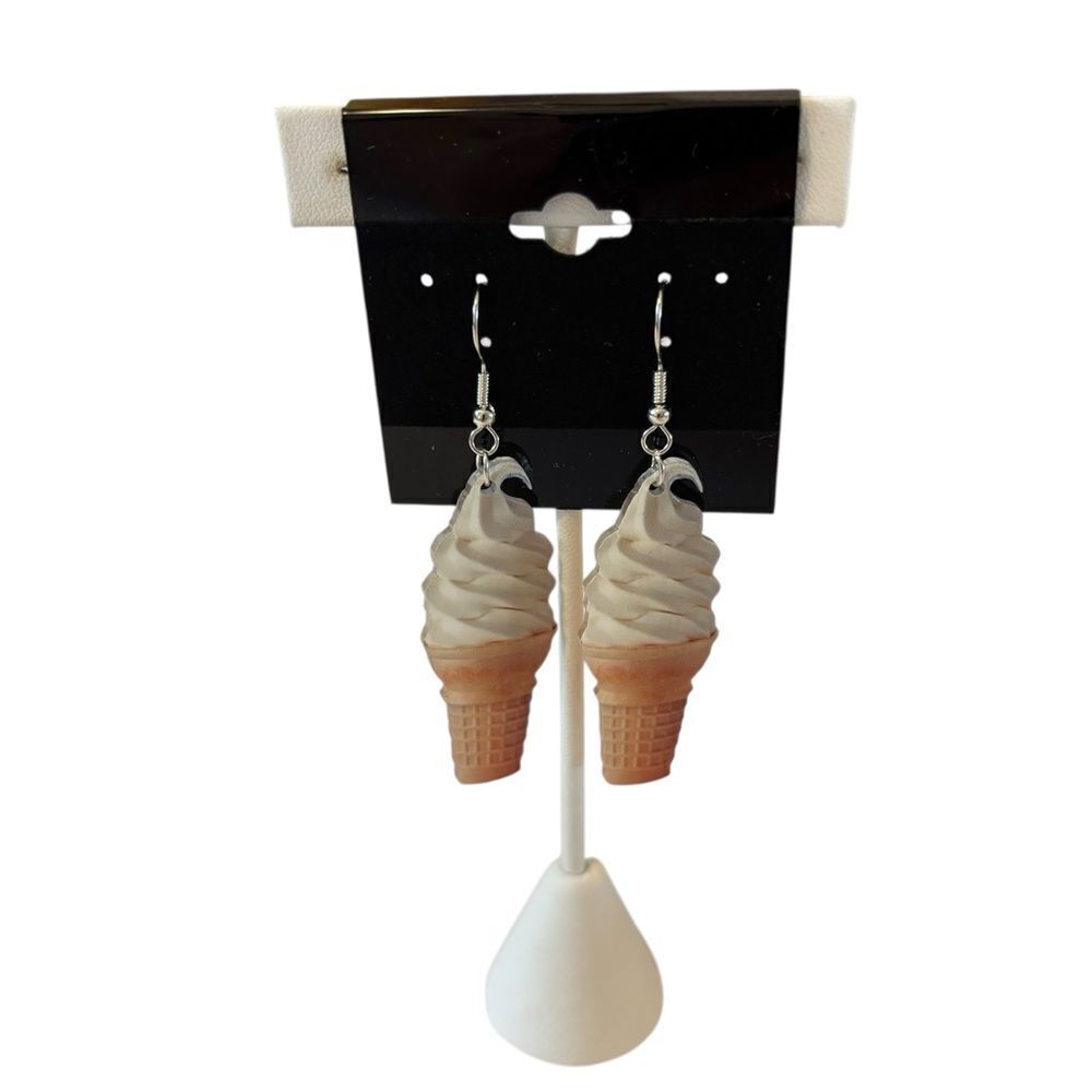 Adorable Ice Cream Cone Earrings. Perfect for Summer!